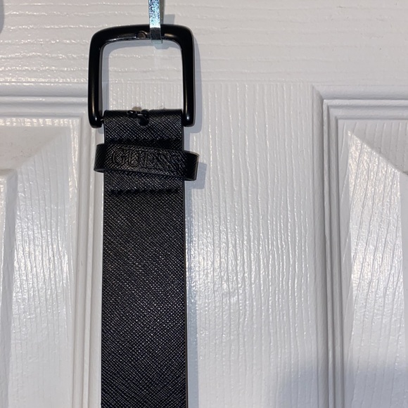 Guess belt with pouch - Picture 2 of 4